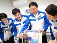 サービススタッフ（未経験歓迎）◆書類選考通過率90%以上！事業拡大に伴い積極募集中／転勤・転居なし2
