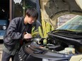 カスタムカーの板金スタッフ（未経験歓迎）◆土日休みの完休2日／基本定時退社／髪型髪色自由／副業可3