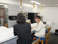 ITエンジニア◆未経験同期多数／研修は最長1年／専属講師あり／残業なし／年休125日2