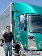 大型トラック運転手◆日勤のみ／配送先は関東メイン／月給36万円～／年休120日／大型免許取得支援あり1