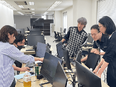 障害者就労支援スタッフ◆新事業所オープニング募集／毎月3連休可／年休125日／土日休み／私服勤務OK2