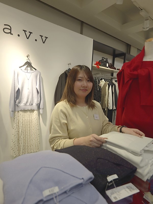 接客販売スタッフ（未経験OK）◆充実の研修制度／残業ほぼ無し／社員割引ありイメージ1