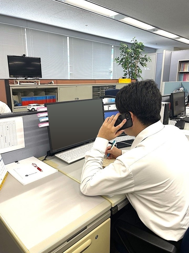 交通事故の損害調査員◆90％が未経験スタート／年間休日127日／土日祝休み／実働7h／残業ほぼなしイメージ1