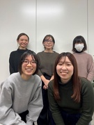 カスタマーサポート（未経験歓迎）◆大阪駅直結の新オフィス勤務／年間休日120日／残業ほぼ無／服装自由1