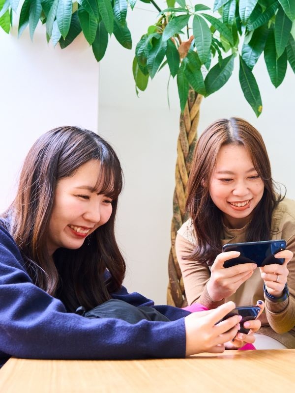 事務◆大手ゲーム・エンタメ会社で働く！／10時出社／完休二日制／服装・髪型・ネイル自由／上場企業イメージ1