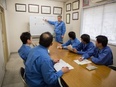 空調設備の作業スタッフ◆設立48年の老舗企業／資格取得支援制度あり／年休124日2