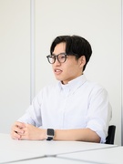 ITエンジニア◆年休125日／有休取得率90％以上／残業月平均9.7時間／上場グループ1