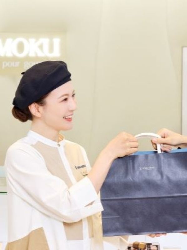 洋菓子の販売スタッフ◆年休120日以上/月平均10日休/実働7.5時間/育休復職率ほぼ100%イメージ1