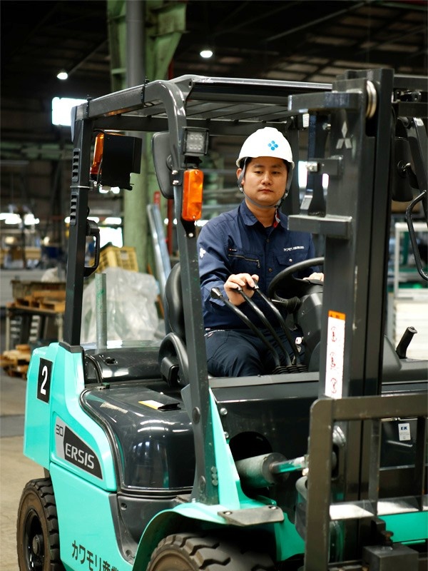 仮設資材の整備スタッフ◆未経験入社9割以上／賞与年2回／残業少なめ／1日休憩3回／車通勤可イメージ1