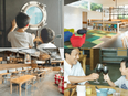 『100本のスプーン』の店舗運営スタッフ◆月給28万円～／残業月15h／賞与年2回／各種手当充実3