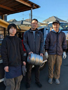 お酒の配送ドライバー（2tトラック）◆普通免許でOK／未経験者歓迎／月給30万円～1