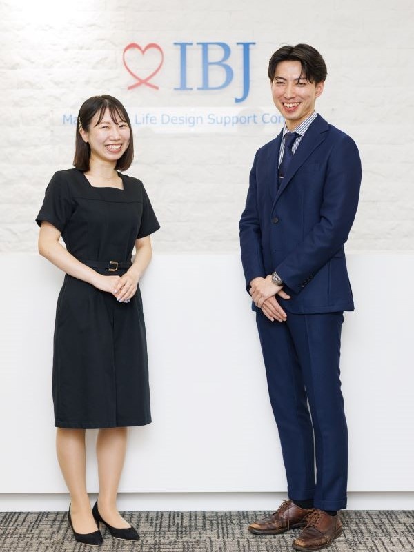 結婚アドバイザー（未経験OK）◆月給25.7万円～／年間休日122日／残業月7～8h／未経験9割イメージ1