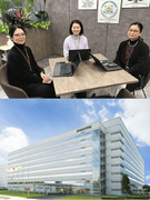 経理◆残業月20h程度／フレックス／リモートOK／経理の有休取得率100％／年休120日／服装自由1