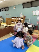 保育士◆フレックスタイム制／年休116日／残業月10h／昨年賞与4ヶ月分／定員15名の少人数制保育園1