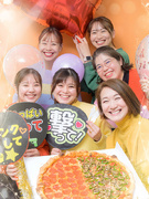 接客スタッフ◆エステ無料／趣味手当／誕生月休暇／高級焼肉プレゼント／ネイルスイーツ制度／有休率99％1