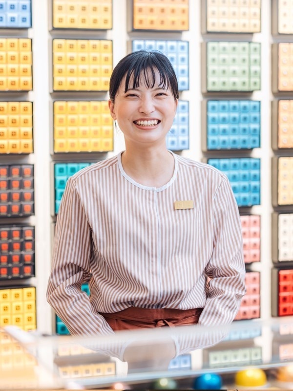 接客販売スタッフ◆『ネスプレッソブティック』で働く／残業月10時間以下／年休123日／面接1回イメージ1