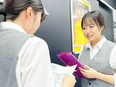 ソフトバンクの販売クルー◆月収例30.2万円／年休123日／賞与年2回／5連休可／正社員登用あり3
