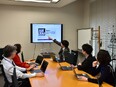 財団職員（中小企業のビジネスを支援）◆年間休日128日／賞与4.65ヶ月／残業平均月5ｈ以下2