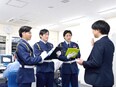 管理部門スタッフ（警備員のシフト管理など）◆設立50年以上／面接1回／内定率90%／月収30万円以上2