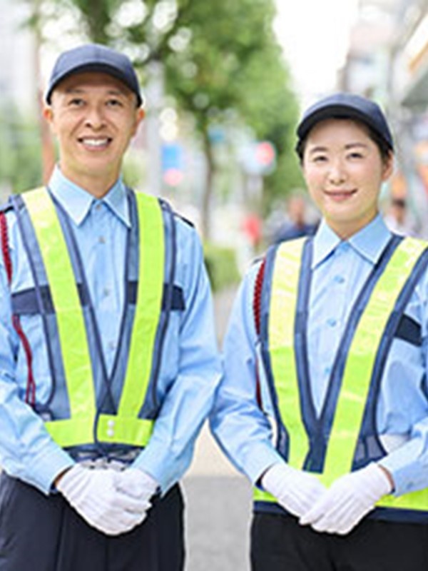警備スタッフ（未経験大歓迎）◆シニア活躍中／WワークOK／早上がり日給保証／寮完備／月収30万円～可イメージ1