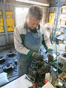 電気設計スタッフ（製品のモータ・回路設計などを担当）◆設立70年の老舗企業／月給30万円～／残業なし1