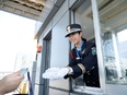 空港のセキュリティスタッフ（施設警備・保安検査）◆面接1回／書類選考無／月5千円の独身寮／未経験歓迎2