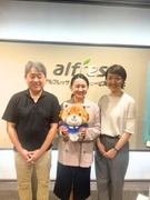 人事（採用・労務）◆上場企業グループでキャリアアップ！／年間休日122日／残業月20時間以下1