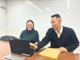 人事（採用・労務）◆上場企業グループでキャリアアップ！／年間休日122日／残業月20時間以下2