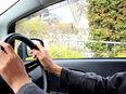 中古車のリペアスタッフ（未経験歓迎）◆残業月20時間以下／1週間前後の長期休暇あり／出社・会議なし3