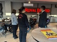 海外バイクの法人営業（未経験歓迎）◆月給30万円以上／残業月平均10h／土日祝休み／年間休日126日2