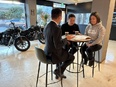 海外バイクの法人営業（未経験歓迎）◆月給30万円以上／残業月平均10h／土日祝休み／年間休日126日3