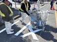 道路修復現場の作業スタッフ（未経験歓迎）◆書類選考ナシ／入社祝い金あり／雨の日の現場作業なし！2