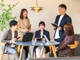 広報◆SNSでブランドの魅力を発信／AIツール活用中／住宅手当・家族手当有／基本土日祝休／在宅勤務可2