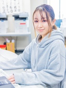 事務（未経験歓迎）◆ネイル・ピアス自由／定着率90％以上／年休125日／5連休OK／昼食手当あり1