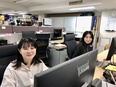 映像製作スタッフ◆企画・撮影・ライブのリハまで関われる／年休120日／月給28万円～／髪色など自由2