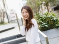 事務秘書（未経験歓迎）◆有給含め実質年150日以上休み／月給27万円～／金髪・ネイル・服装自由3