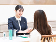 美容部員（未経験歓迎）◆毎月スキンケア用品を支給／年間休日123日／残業月平均2.1h／設立70年2