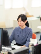 ルート営業◆定着率90％／残業月10h以内／年間休日124日／土日祝休み／年3回の長期連休あり1