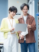 インフラエンジニア◆ゼロから学ぶ3ヶ月の無料研修／残業月10hほど／年休120日以上／連続黒字経営1
