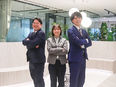 携帯アドバイザー◆ショップ・量販店勤務／月給35万円～／土日休み相談可／毎年昇給／豊富なキャリアパス3