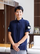 介護サービスの施設管理責任者◆40年欠かさず賞与支給／髪色ネイルなど自由／全国に展開／面接1回1