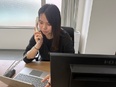 ECサイトの運営担当◆アイデアを活かして商品企画も担える／年休125日／土日祝休み／残業月10h以下2