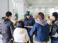イベントブースの設営ディレクター（未経験歓迎）◆設営チームを率いる司令塔／完休2日／直行直帰可2
