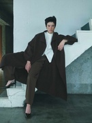 アパレル販売スタッフ◆10年愛用される服／実働7.5h・残業少なめ／髪・ピアス・ネイル自由／社割あり1