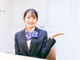 受付スタッフ◆英語力が活かせる／東証プライム上場グループ／年間休日120日／土日祝休み／残業ほぼなし3