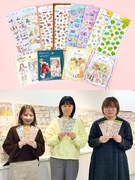 シール・文房具の商品企画(未経験歓迎)◆年間休日128日/土日祝休み/私服勤務OK/髪色自由1