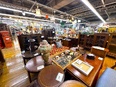 リユースショップの店舗運営スタッフ◆未経験歓迎／会社9割負担の社宅有／残業20h以下／定着率90%越2