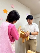家具の営業（保育園や幼稚園にオーダーメイド商品を提供）◆未経験歓迎／年間休日125日／土日祝休み1