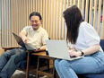 同人作品の企画営業◆チームリーダー／管理職候補／業界トップクラス企業／年休120日／私服勤務OK2