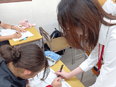塾講師（小中学生担当）◆未経験歓迎／13時出社で朝は自由／残業なし／年休120日以上／駅チカ勤務3